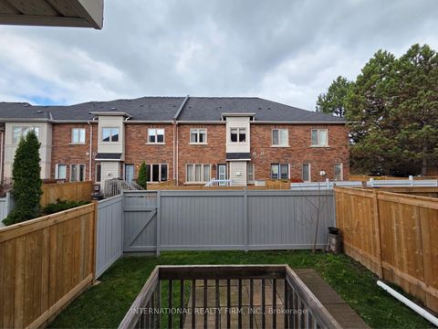 Photo 12 at 27 - 255 Shaftsbury Avenue, Westbrook, Richmond Hill