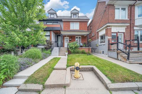 Photo 2 at 155 Symington Avenue, Junction, Toronto