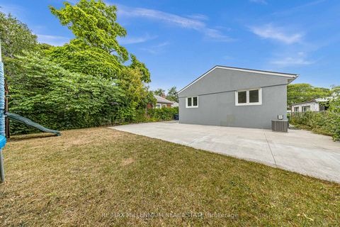 Photo 31 at 962 Midland Avenue, Kennedy Park, Toronto