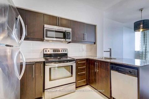 Photo 11 at Ph1501 - 2885 Bayview Avenue, Bayview Village, Toronto