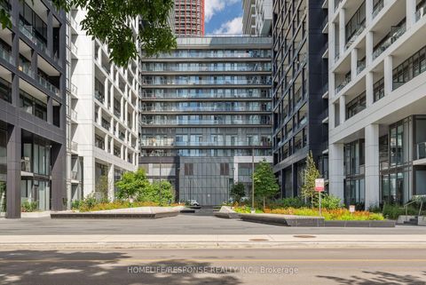 Photo 2 at 347 - 60 PRINCESS Street, Waterfront Communities C8, Toronto