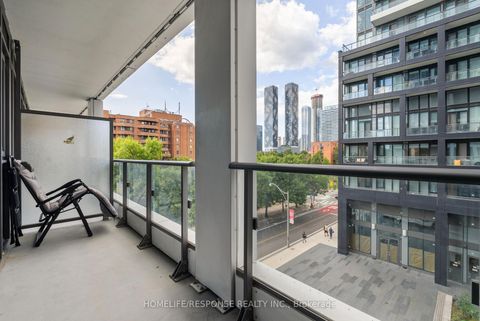 Photo 10 at 347 - 60 PRINCESS Street, Waterfront Communities C8, Toronto