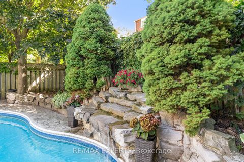 Photo 1 at 286 Kirby Crescent, Glenway Estates, Newmarket