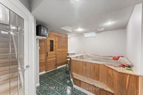 Photo 4 at 286 Kirby Crescent, Glenway Estates, Newmarket