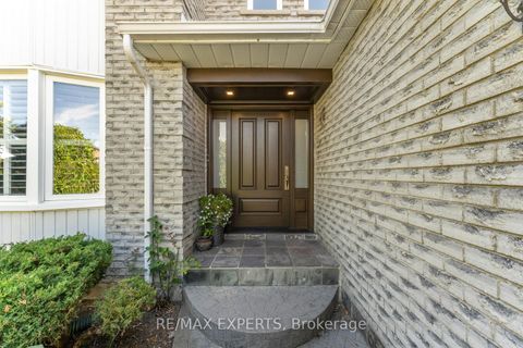 Photo 6 at 286 Kirby Crescent, Glenway Estates, Newmarket