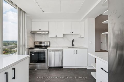 Photo 9 at 1214 - 7 Bishop Avenue, Newtonbrook East, Toronto