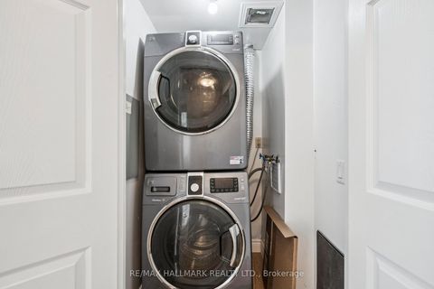 Photo 22 at 1214 - 7 Bishop Avenue, Newtonbrook East, Toronto