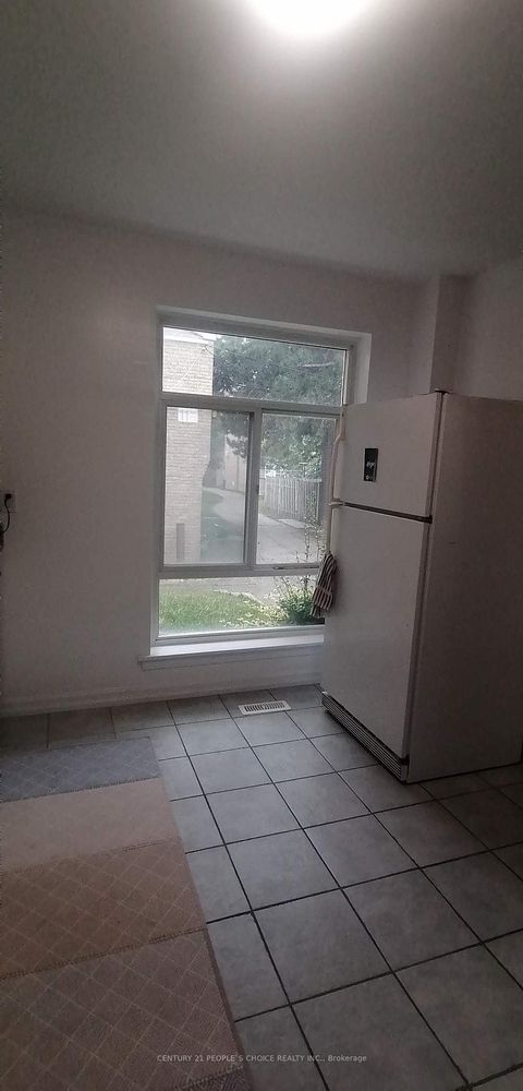 Photo 10 at 9 - 17 Gosford Boulevard, Black Creek, Toronto