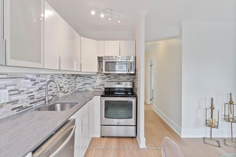 Photo 12 at 402 - 114 Vaughan Road, Cedarvale, Toronto