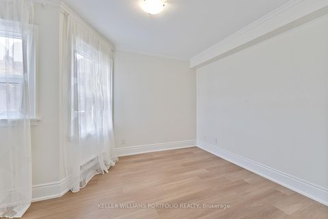 Photo 14 at 402 - 114 Vaughan Road, Cedarvale, Toronto