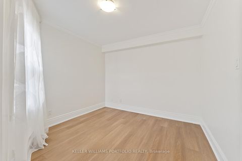 Photo 18 at 402 - 114 Vaughan Road, Cedarvale, Toronto