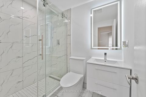 Photo 19 at 402 - 114 Vaughan Road, Cedarvale, Toronto
