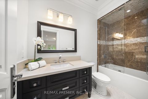 Photo 26 at 117 Upper Canada Drive, Windfields, Toronto