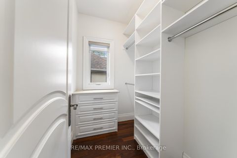 Photo 27 at 117 Upper Canada Drive, Windfields, Toronto