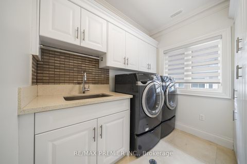 Photo 29 at 117 Upper Canada Drive, Windfields, Toronto