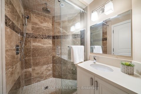 Photo 36 at 117 Upper Canada Drive, Windfields, Toronto