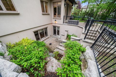 Photo 41 at 117 Upper Canada Drive, Windfields, Toronto