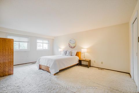 Photo 19 at 45 Wellpark Boulevard, Agincourt North, Toronto