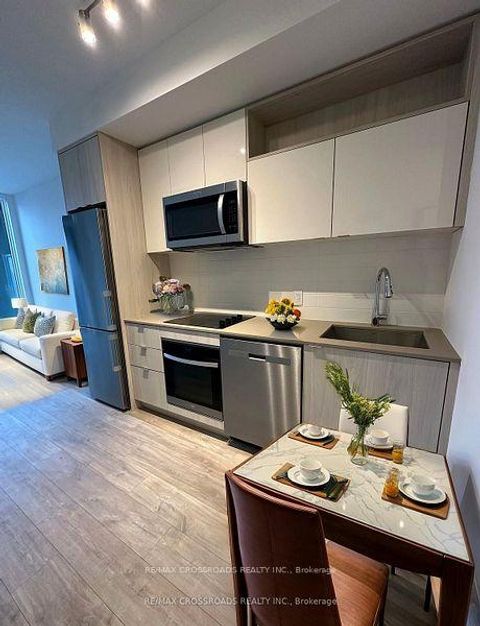 Photo 3 at 406 - 70 Princess Street, Moss Park, Toronto Photo 3 at 406 - 70 Princess Street, Moss Park, Toronto