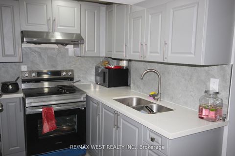 Photo 17 at 19 Lynmont Road, Clairville, Toronto
