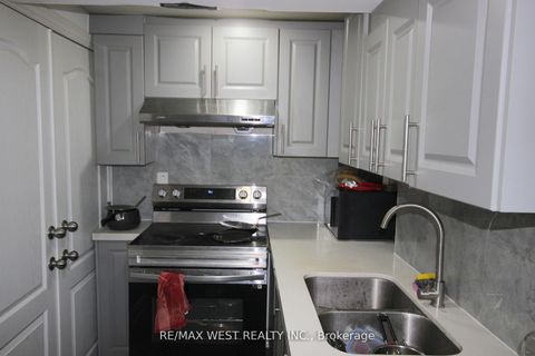 Photo 18 at 19 Lynmont Road, Clairville, Toronto