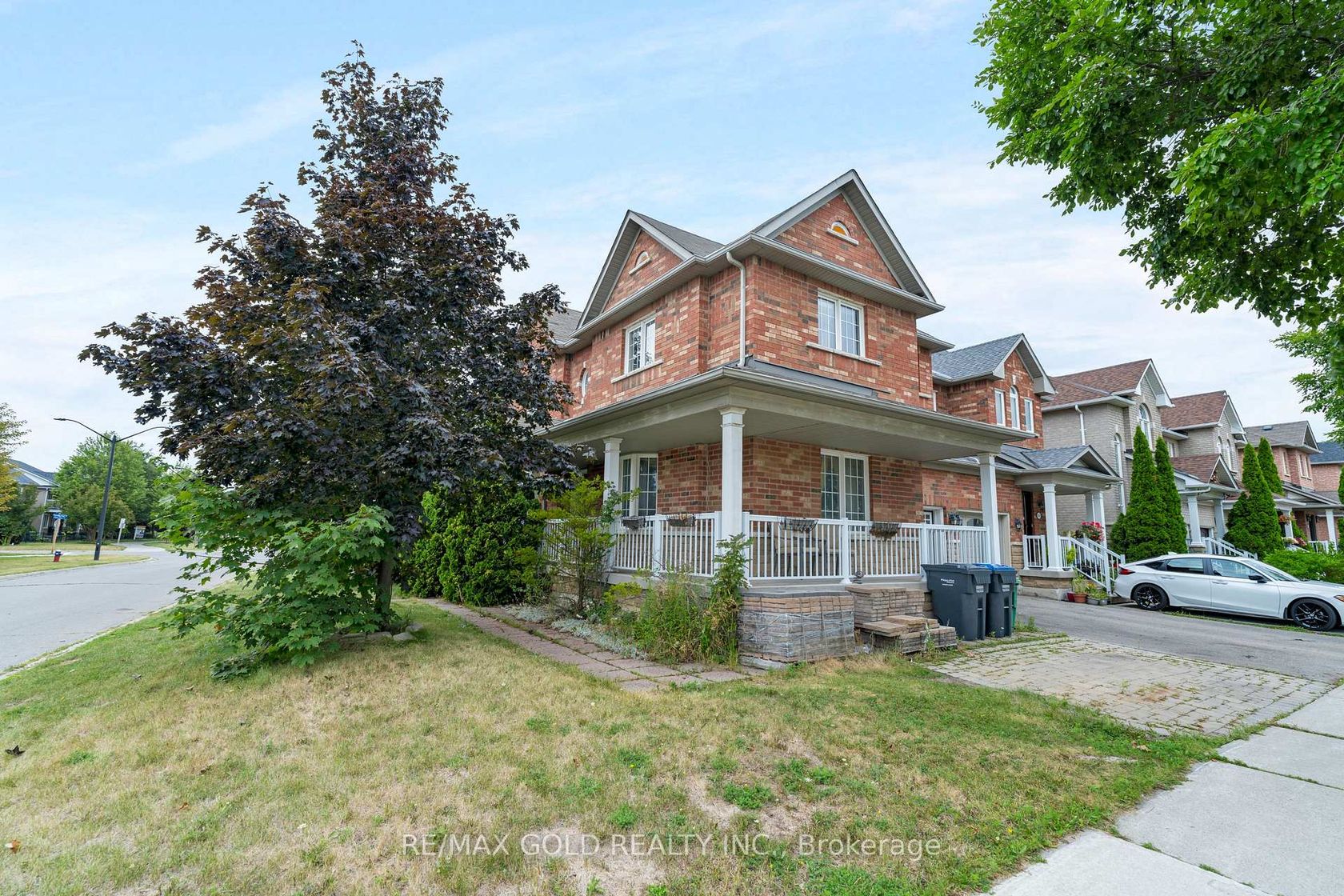 5625 Passion Flower Boulevard, Churchill Meadows, Mississauga by Loree Meneguzzi Real Estate 5625 Passion Flower Boulevard, Churchill Meadows, Mississauga