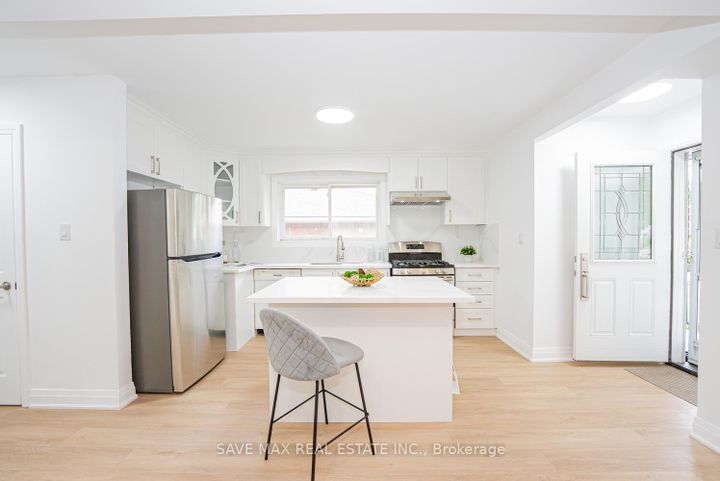 Photo 12 at 248 West 18th Street, Buchanan, Hamilton