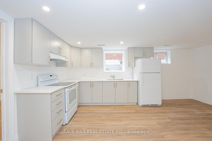 Photo 30 at 248 West 18th Street, Buchanan, Hamilton