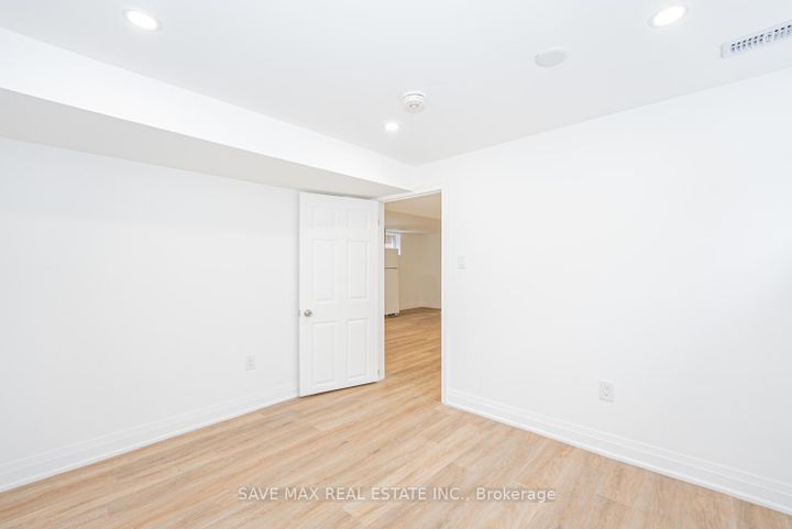 Photo 38 at 248 West 18th Street, Buchanan, Hamilton