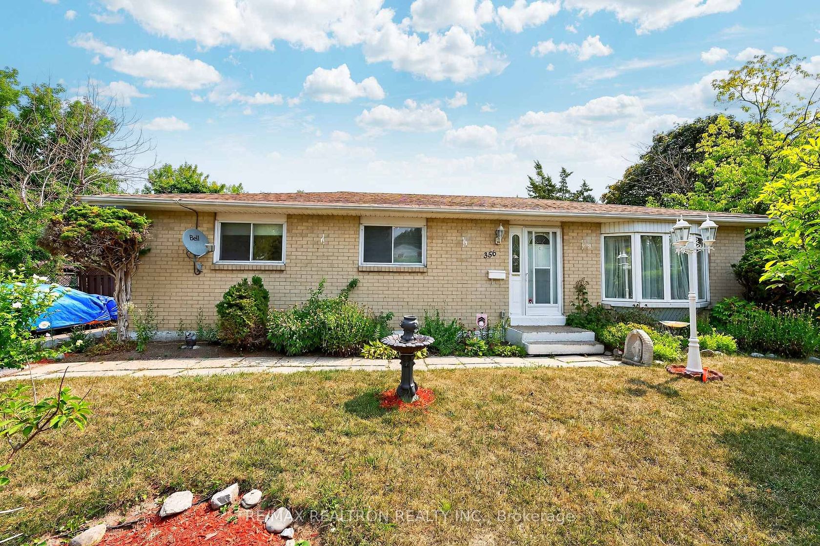 356 Burrows Hall Boulevard, Malvern, Toronto 