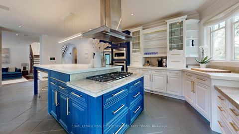 Photo 7 at 2 Gordon Road, Windfields, Toronto