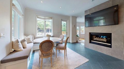 Photo 9 at 2 Gordon Road, Windfields, Toronto