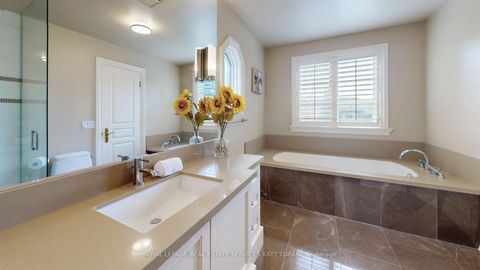Photo 21 at 2 Gordon Road, Windfields, Toronto
