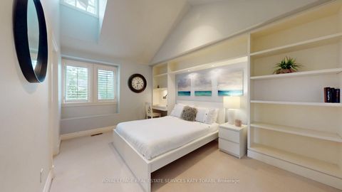 Photo 24 at 2 Gordon Road, Windfields, Toronto