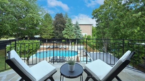 Photo 33 at 2 Gordon Road, Windfields, Toronto