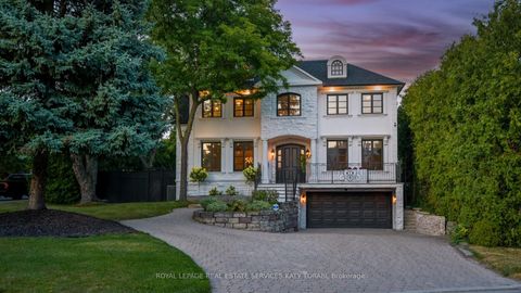 Photo 42 at 2 Gordon Road, Windfields, Toronto