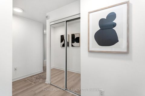 Photo 14 at 3002 - 25 Telegram Mews, Waterfront Communities C1, Toronto