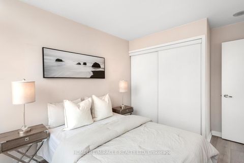 Photo 17 at 3002 - 25 Telegram Mews, Waterfront Communities C1, Toronto