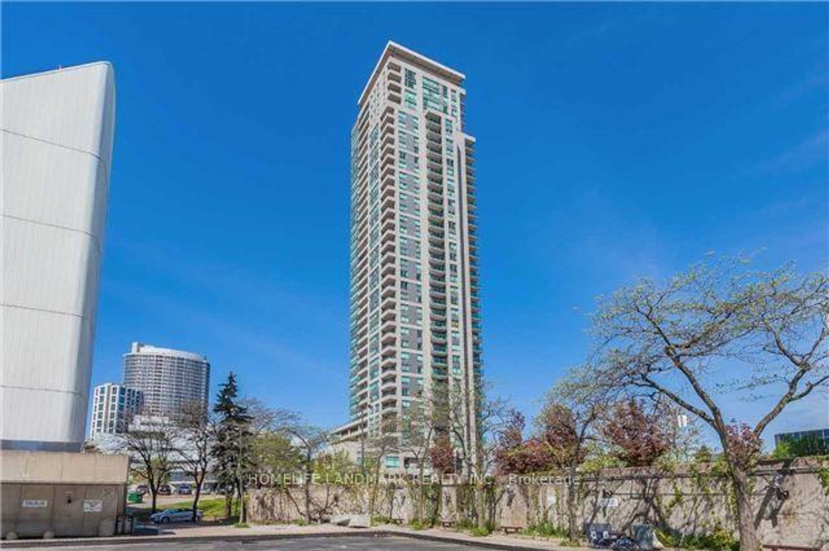 1404 - 50 brian harrison Way, Bendale, Toronto by Loree Meneguzzi Real Estate 1404 - 50 brian harrison Way, Bendale, Toronto