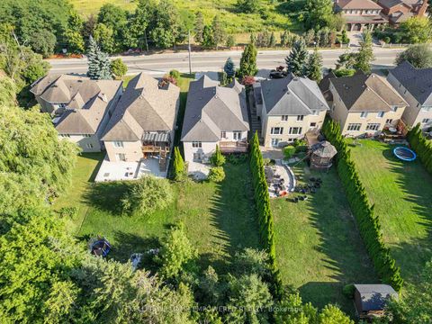 Photo 4 at 60 Brookside Road, Westbrook, Richmond Hill