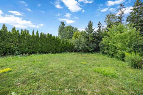 Photo 34 at 60 Brookside Road, Westbrook, Richmond Hill