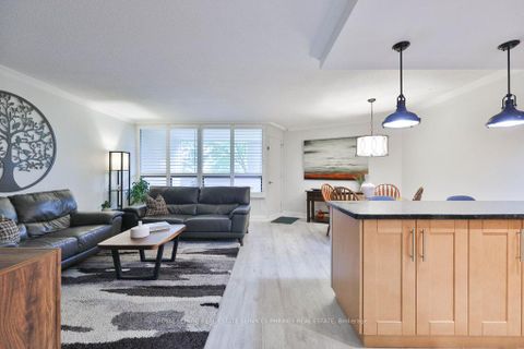 Photo 7 at A34 - 288 Mill Road, Markland Wood, Toronto