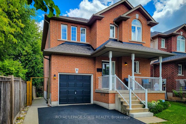 Photo 4 at 9 - 78 Peachwood Crescent, Stoney Creek, Hamilton