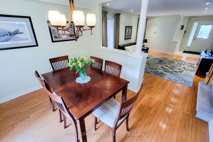 Photo 19 at 9 - 78 Peachwood Crescent, Stoney Creek, Hamilton
