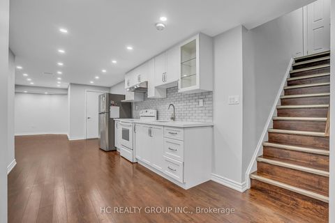 Photo 22 at 130 Royview Crescent, Vellore Village, Vaughan