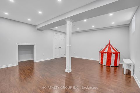 Photo 29 at 130 Royview Crescent, Vellore Village, Vaughan