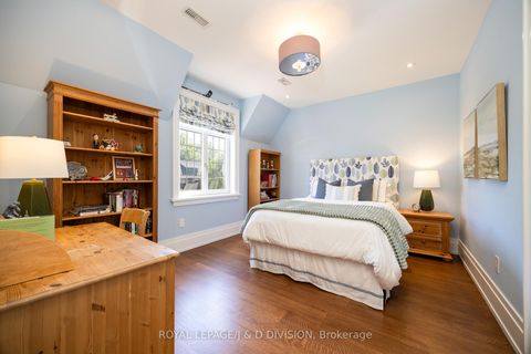 Photo 32 at 162 Dawlish Avenue, Lawrence Park South, Toronto