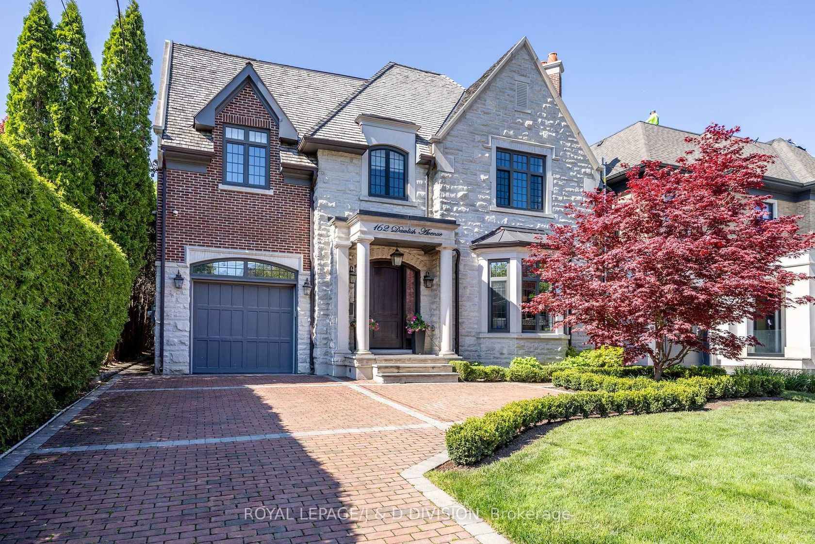162 Dawlish Avenue, Lawrence Park South, Toronto by Loree Meneguzzi Real Estate 162 Dawlish Avenue, Lawrence Park South, Toronto