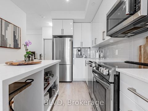 Photo 8 at 528 - 591 Sheppard Avenue E, Bayview Village, Toronto Photo 8 at 528 - 591 Sheppard Avenue E, Bayview Village, Toronto