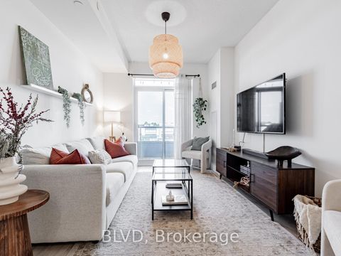 Photo 13 at 528 - 591 Sheppard Avenue E, Bayview Village, Toronto